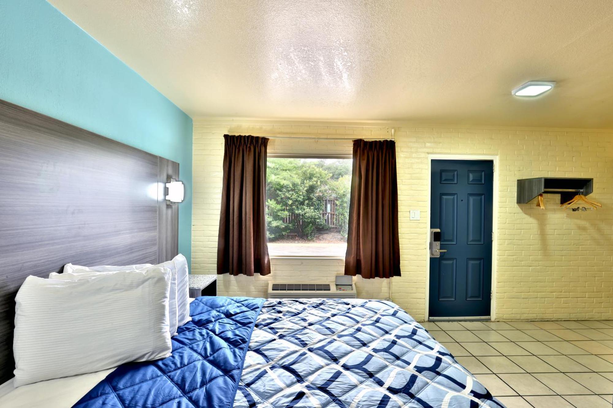 Americas Best Value Inn San Antonio Airport South Esterno foto